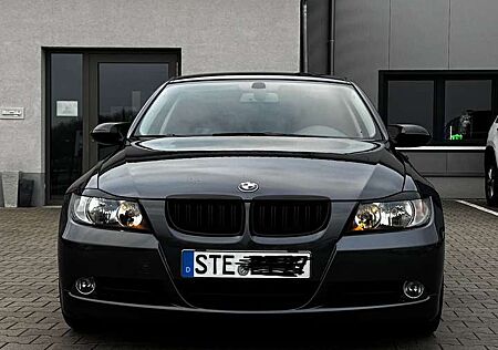 BMW 320i 320