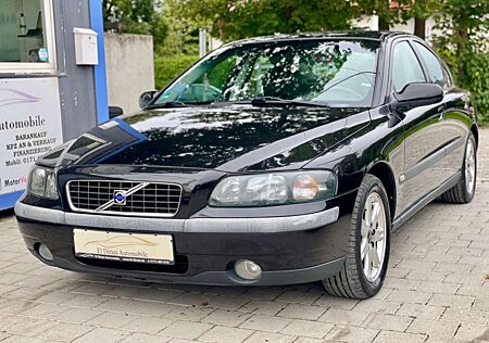 Volvo S60 2.4 T Comfort Klima/Leder/S-Dach/TÜV 12.2024