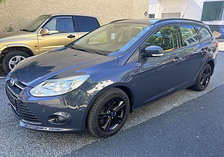 Ford Focus Turnier 2.0 TDCi DPF Automatik. Trend