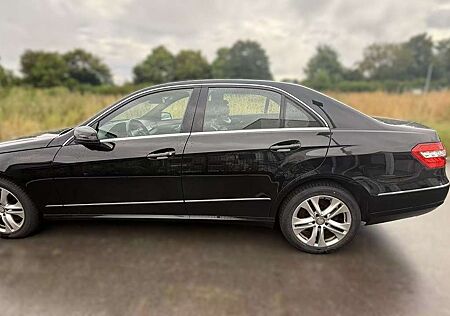 Mercedes-Benz E 250 CDI DPF BlueEFFICIENCY 7G-TRONICAvantgarde