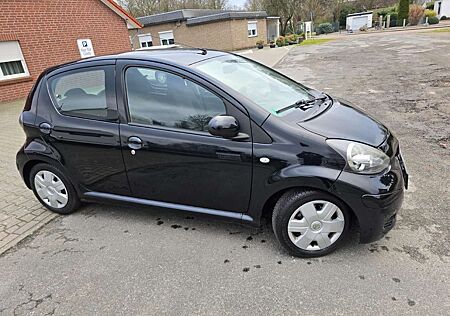 Toyota Aygo HU/AU 06.2026, Inkl 12 Monate Garantie, Euro4