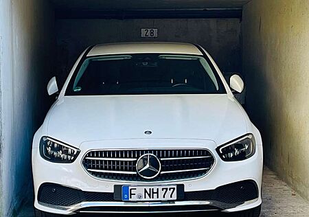 Mercedes-Benz E 220 d 4Matic 9G-TRONIC Exclusive