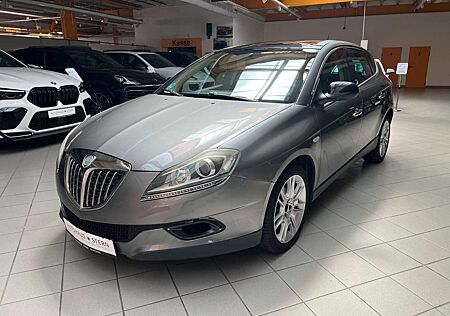 Lancia Delta Platino|PDC|Klima|Navi|Vollleder|Panorama