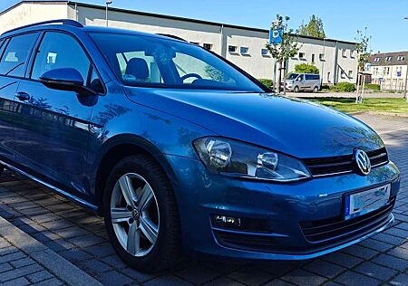 VW Golf Variant Volkswagen Golf 7 140 PS TSI AHK Standheizung BlueMotion