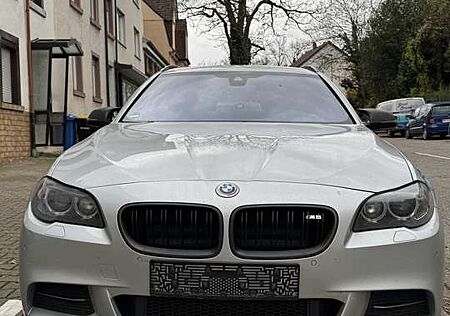 BMW 530d 530 xDrive Touring Sport-Aut.M Paket Voll