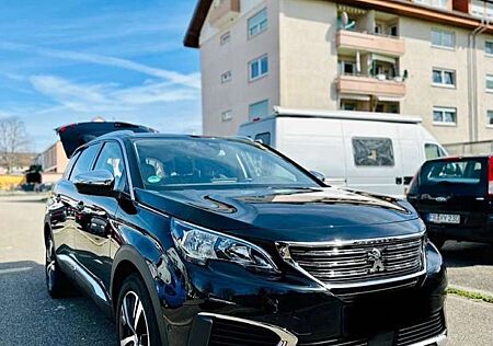 Peugeot 5008 BlueHDi 130 EAT8 Allure Business-Paket