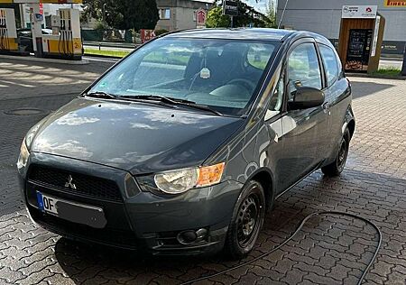 Mitsubishi Colt 1.1