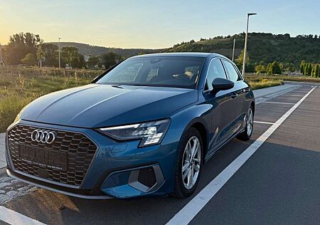 Audi A3 Sportback 35 TFSI edition one S-Line int