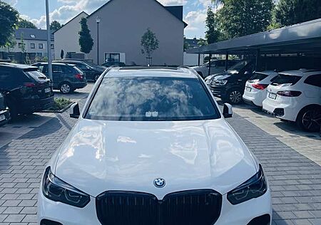 BMW X5 xDrive45e xLine