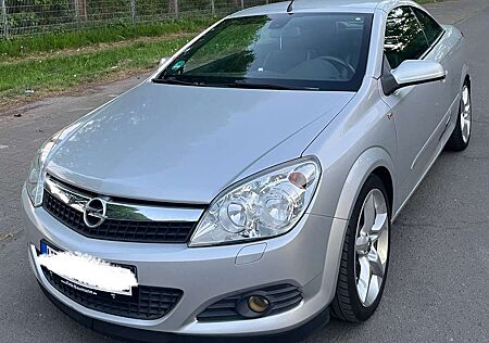 Opel Astra Twin Top 1.6 Edition