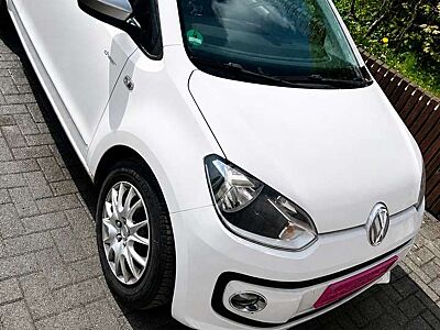 Volkswagen up! cheer