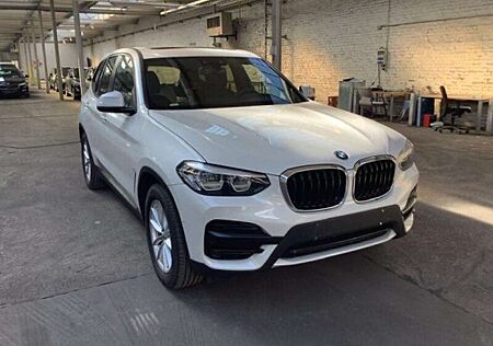 BMW X3 xDrive 20 d Advantage *1. HAND *PANO *AHK *KAMERA