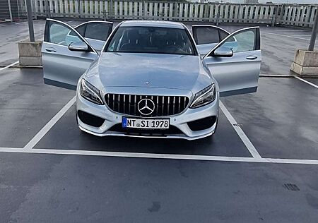 Mercedes-Benz C 180 AMG Line