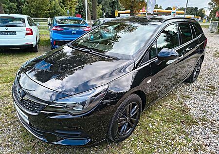Opel Astra ST 1.4 Dir-In Turbo Business Black Edition