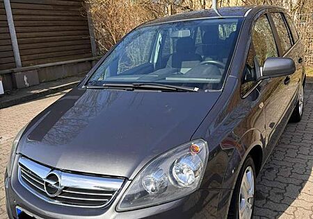 Opel Zafira 1.8 Design Edition