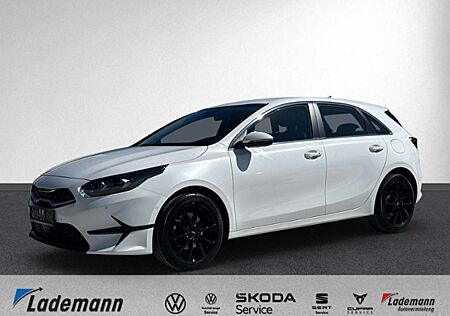 Kia Cee'd Ceed / / Ceed 1.5 T-GDI Spirit LED+NAVI+RFK+GRA+SZ