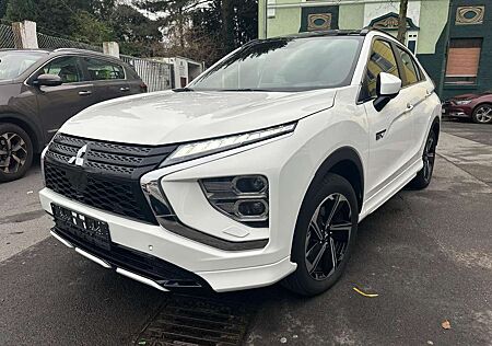 Mitsubishi Eclipse Cross Top PHEV 4WD *Leder* Panorama*