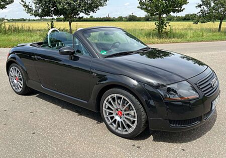 Audi TT Roadster 1.8 T Original schwarz/schwarz