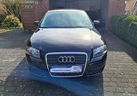 Audi A3 1.6 FSI Attraction