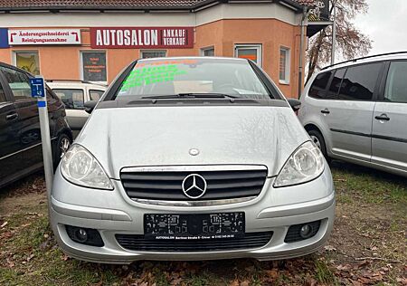 Mercedes-Benz A 160 Service + TÜV NEU-Panoramadach-Sitzheizung