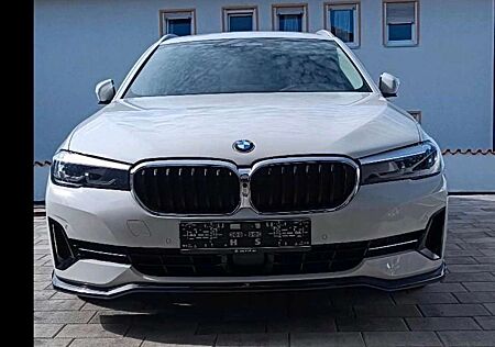 BMW 530d 530 xDrive Touring Aut. Luxury Line