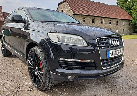 Audi Q7 3.0 TDI DPF quattro TÜV neu, 22 Zoll, Bose