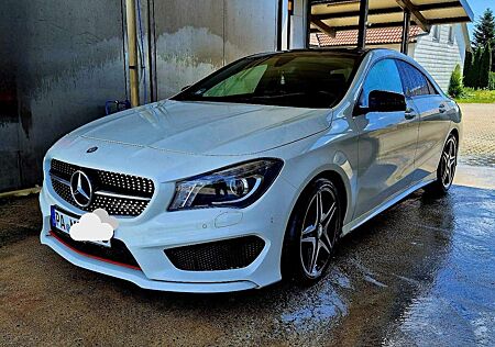 Mercedes-Benz CLA 200 Coupé AMG-Line Night-Paket(117.343)