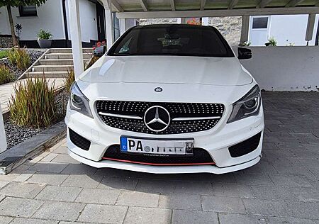 Mercedes-Benz CLA 200 Coupé AMG-Line Night-Paket(117.343)