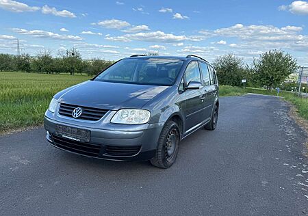VW Touran Volkswagen Trendline TDI