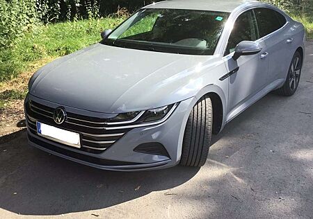 VW Arteon Volkswagen 1,5 TSI ACT