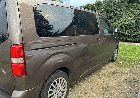 Peugeot Traveller Active L2