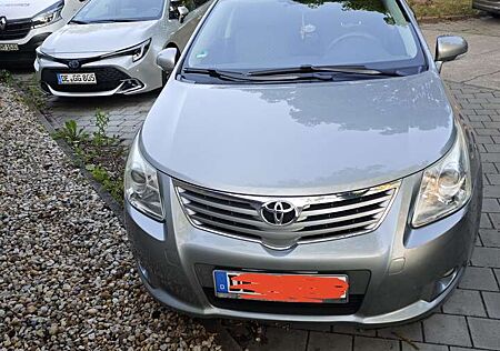 Toyota Avensis 1.8 Sol