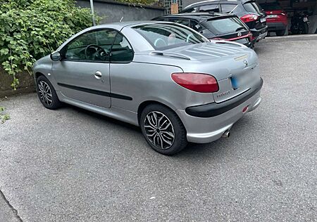 Peugeot 206 CC in gutem zustand
