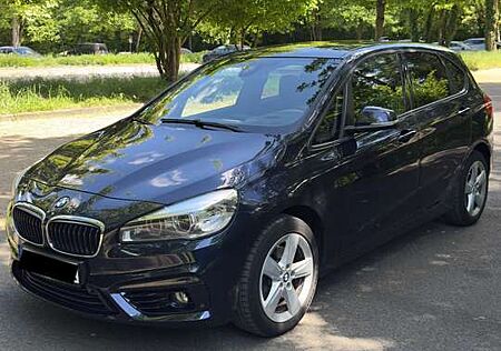 BMW 220d 220 Sport Line *Service nur bei * Automatik