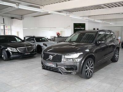 Volvo XC90 Plus Dark AWD/ 7-SITZER/HARMAN/LED/PANO