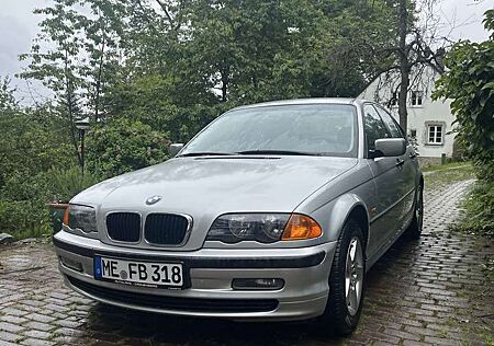 BMW 318i 318