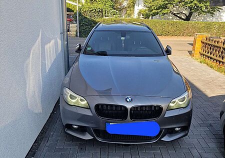 BMW 530d 530 xDrive Aut. m paket .