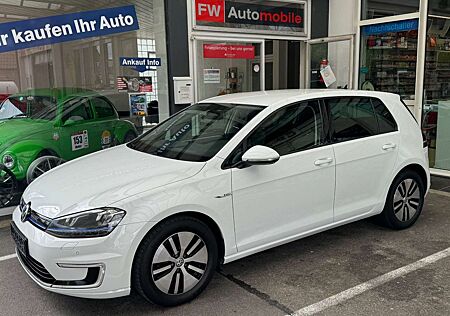 VW Golf Volkswagen e- Wärmepumpe Navi ACC LED CCS Schnellladen