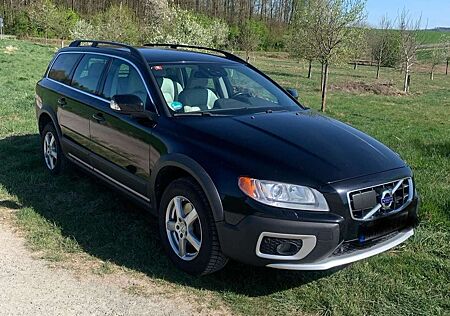 Volvo XC 70 XC70 XC70 Diesel D5 AWD*Motor neu in 2022*AHK*SHZG