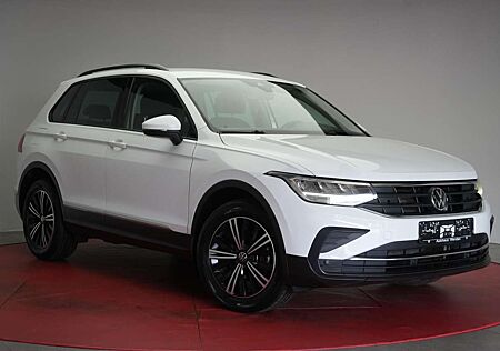 VW Tiguan Volkswagen 1.5 TSI DSG Life Appconnect/ACC/Kamera/La