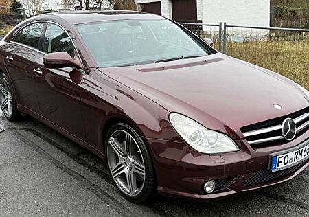 Mercedes-Benz CLS 63 AMG V-MAX AUFHEBUNG AB WERK 300KMH