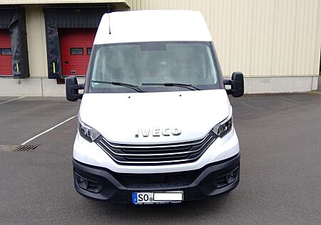 IVECO Daily 35 S 18 langer Radstand