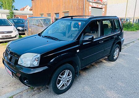 Nissan X-Trail 2.2 dCi Klima AHK .TÜV BIS 11-2025