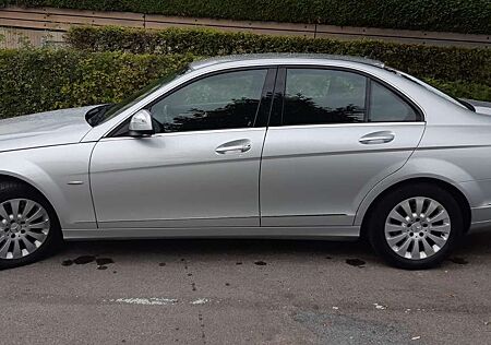 Mercedes-Benz C 220 CDI DPF Automatik Elegance