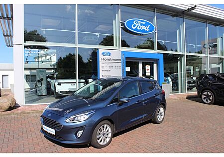 Ford Fiesta TITANIUM 5-TÜRIG, NAVI, PDC, BEH. WSS & SITZE, LM