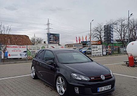 VW Golf GTI Volkswagen 2.0