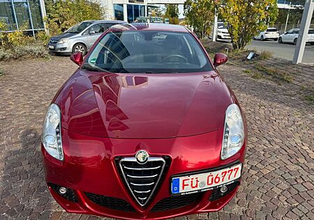 Alfa Romeo Giulietta Turismo 1.4 TB 125 KW AUTOMAT XEN AHK