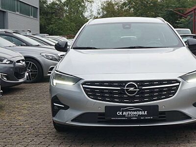 Opel Insignia B Sports Tourer Elegance*LED*ACC*PDC!!!