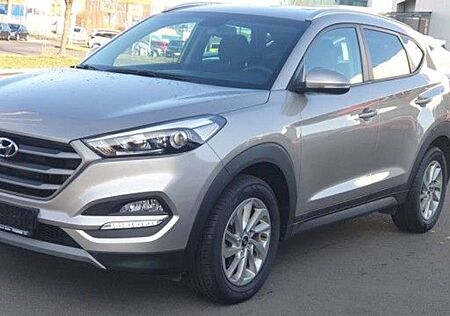 Hyundai Tucson 1.6T-GDi Trend 2WD Blue Navi und Winterpa