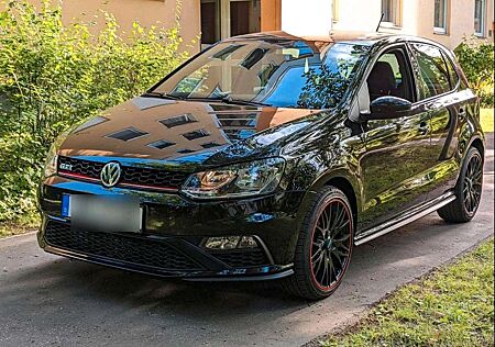 VW Polo GTI Volkswagen Polo 1.8 TSI (Blue Motion Technology) DSGGTI
